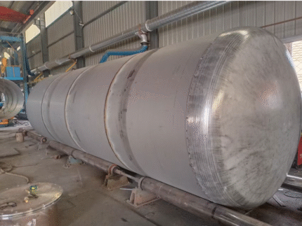 Stainless steel double-layer tank