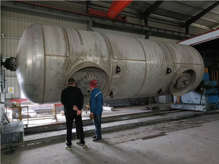 Stainless steel double-layer tank